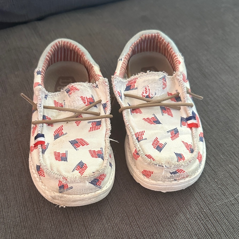 Hey Dude Toddler Flag Shoe (10)